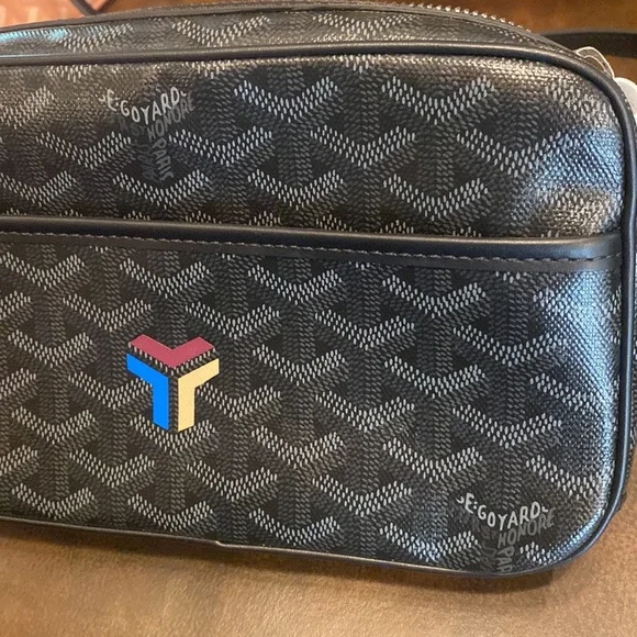 RARE GOYARD CAP VERT JET BLACK LIMITED EDITION WITH RED INTERIOR - Picture 13 of 17